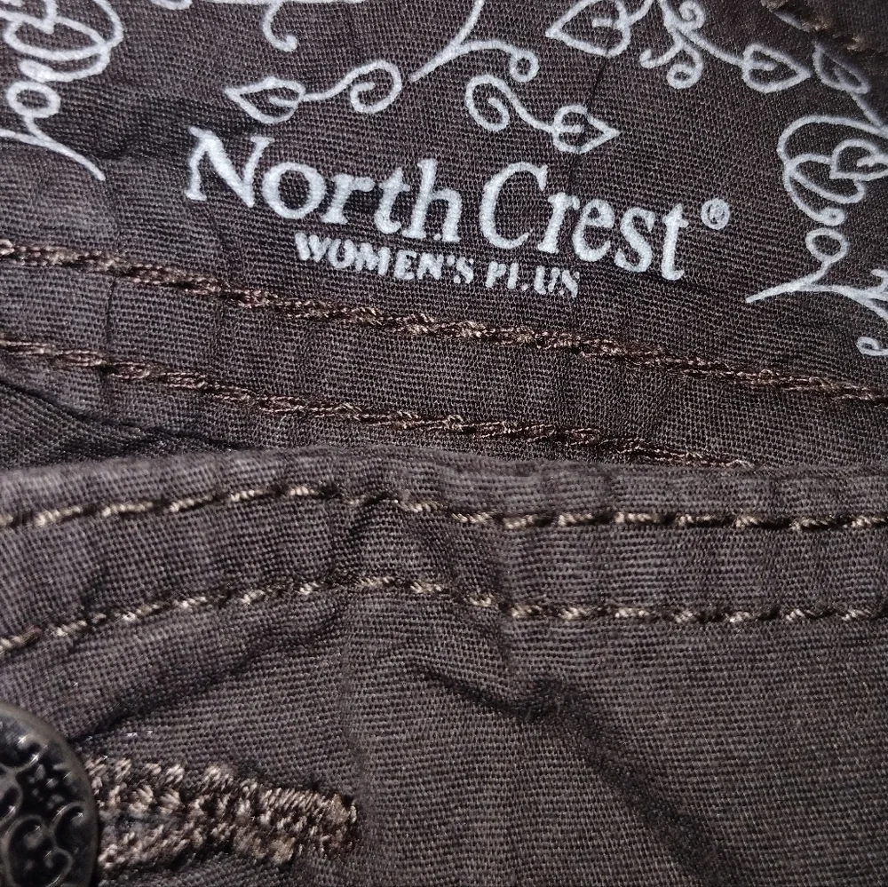 North Crest Brown Cargo Shorts 20W - Picture 2 of 10
